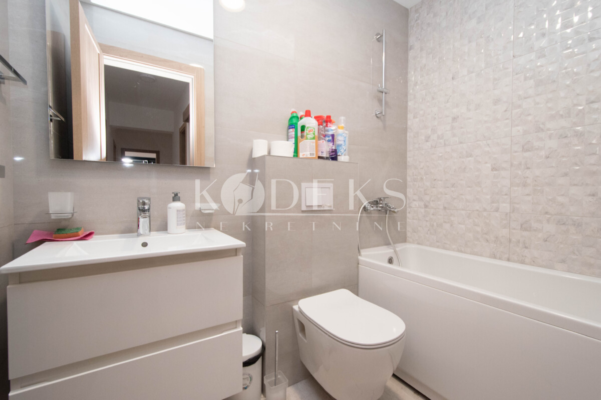 trosoban stan izdavanje three bedroom apartment for rent podgorica master kvart city big fashion-12