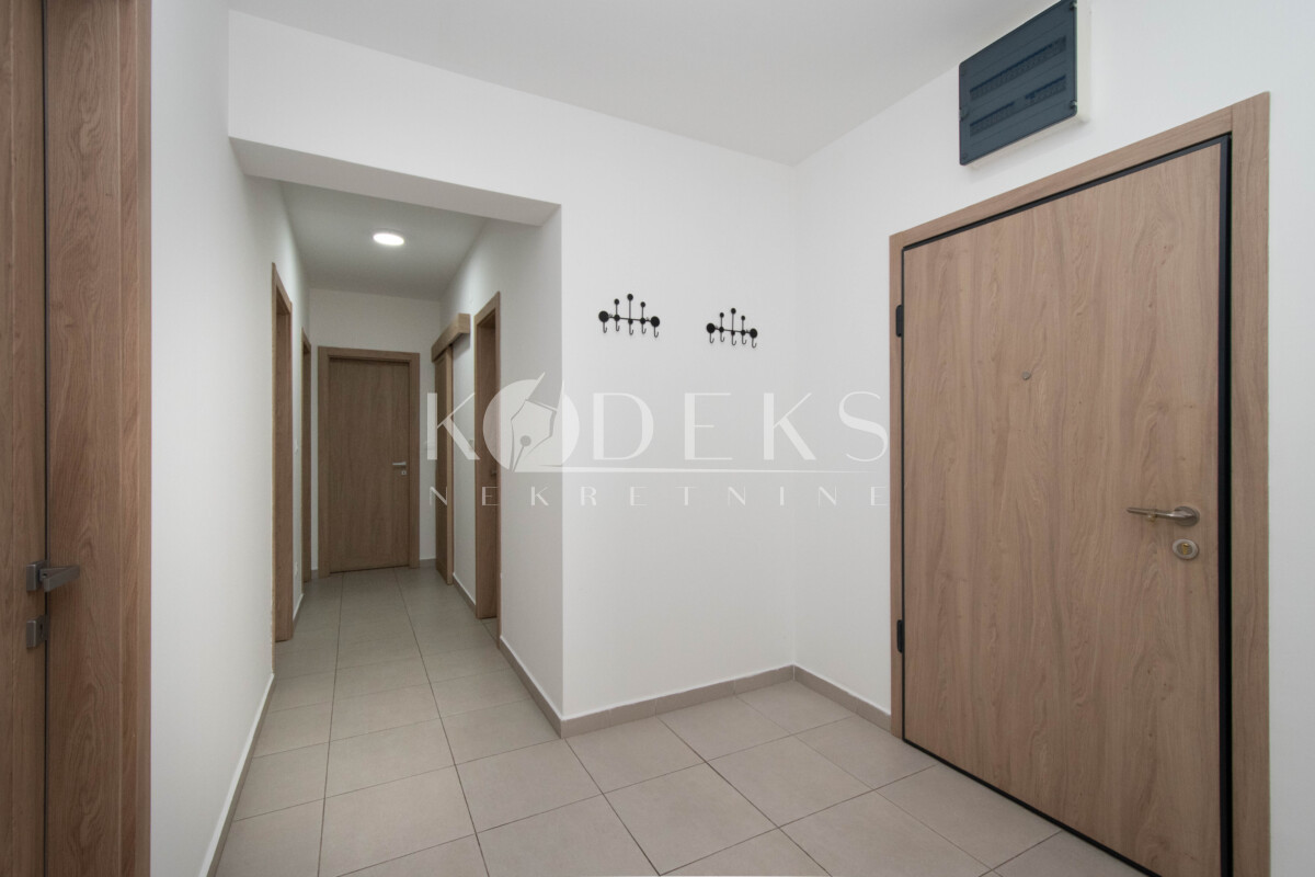 trosoban stan izdavanje three bedroom apartment for rent podgorica master kvart city big fashion-13