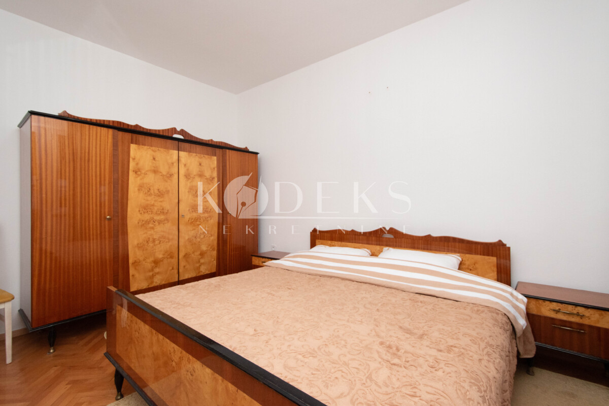 jednosoban stan izdavanje one bedroom apartment for rent podgorica centar city center blok 7 sargarepa-5