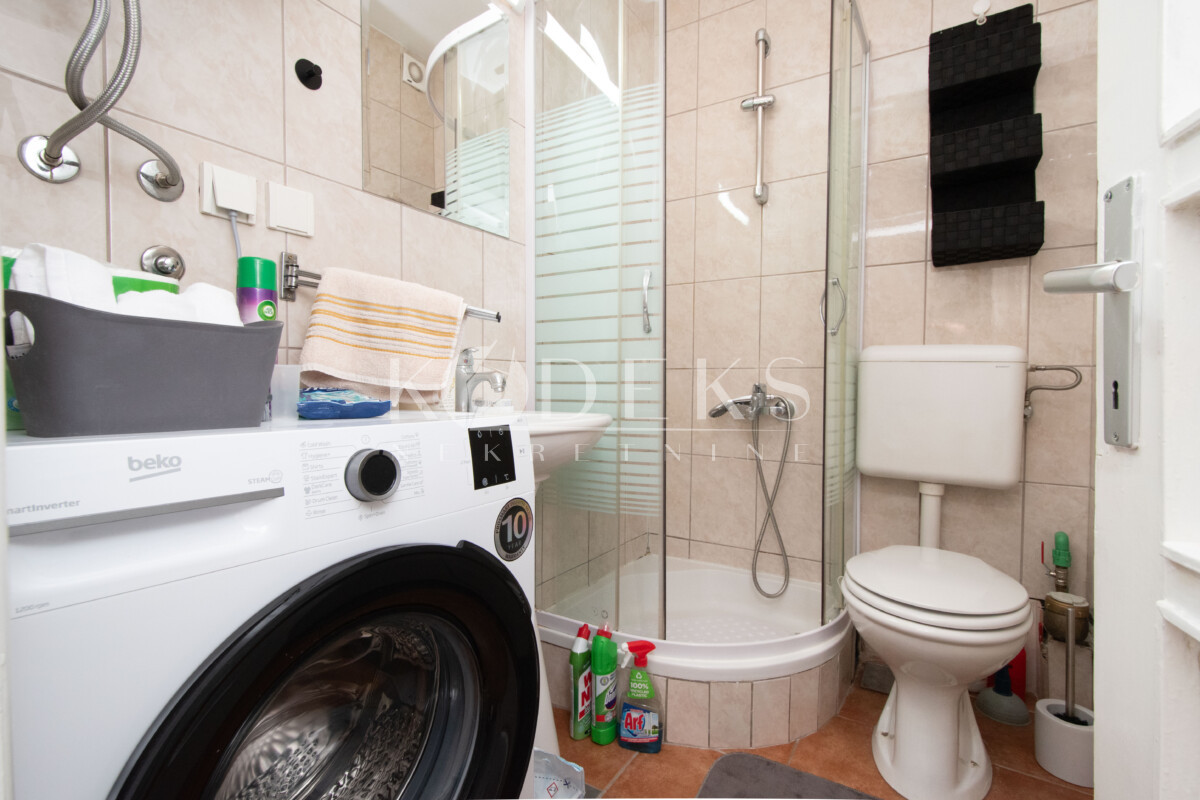 jednosoban stan izdavanje one bedroom apartment for rent podgorica centar city center blok 7 sargarepa-6