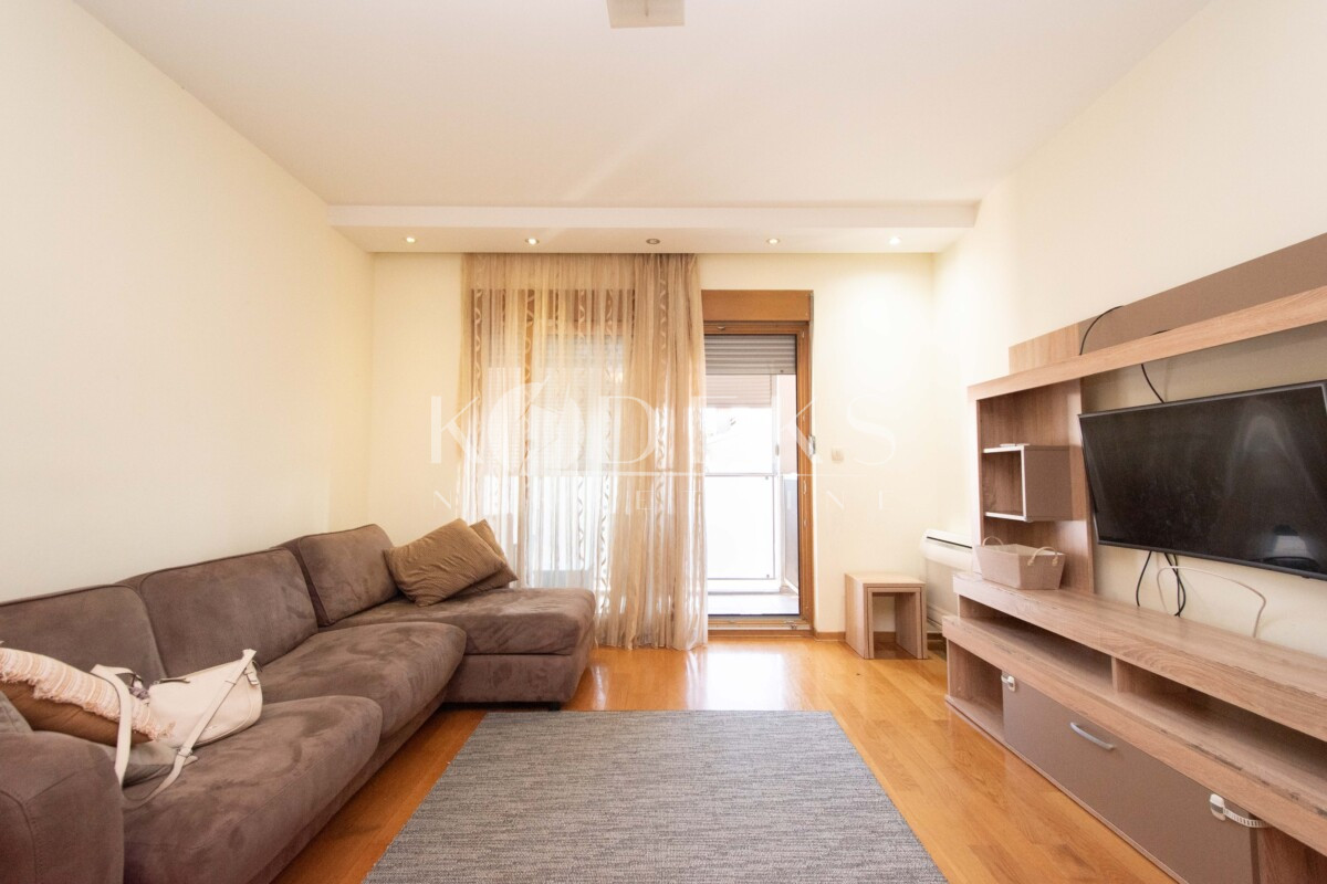 trosoban stan izdavanje mljekara zetagradnja momisici preko morace three bedroom apartment for rent podgorica-1