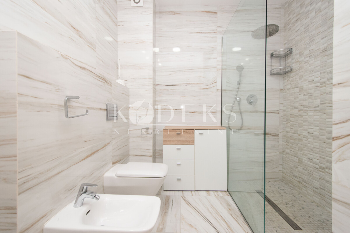 trosoban stan izdavanje mljekara zetagradnja momisici preko morace three bedroom apartment for rent podgorica-10