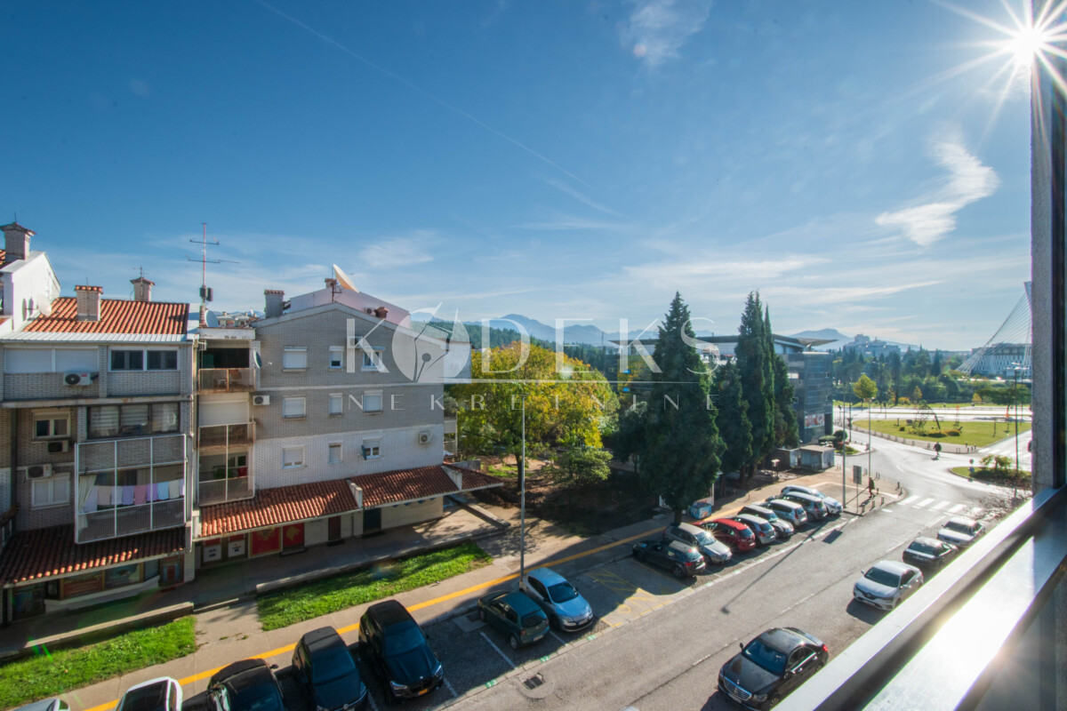 trosoban stan izdavanje mljekara zetagradnja momisici preko morace three bedroom apartment for rent podgorica-15