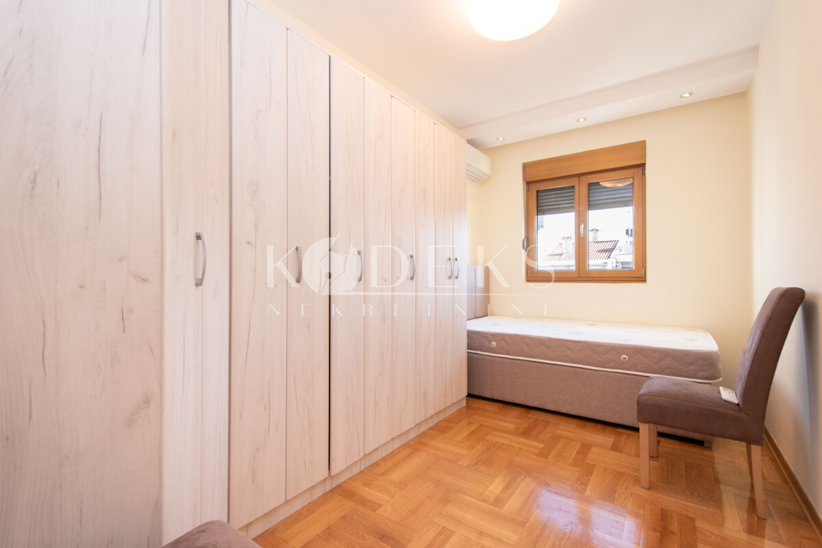 trosoban stan izdavanje mljekara zetagradnja momisici preko morace three bedroom apartment for rent podgorica-6