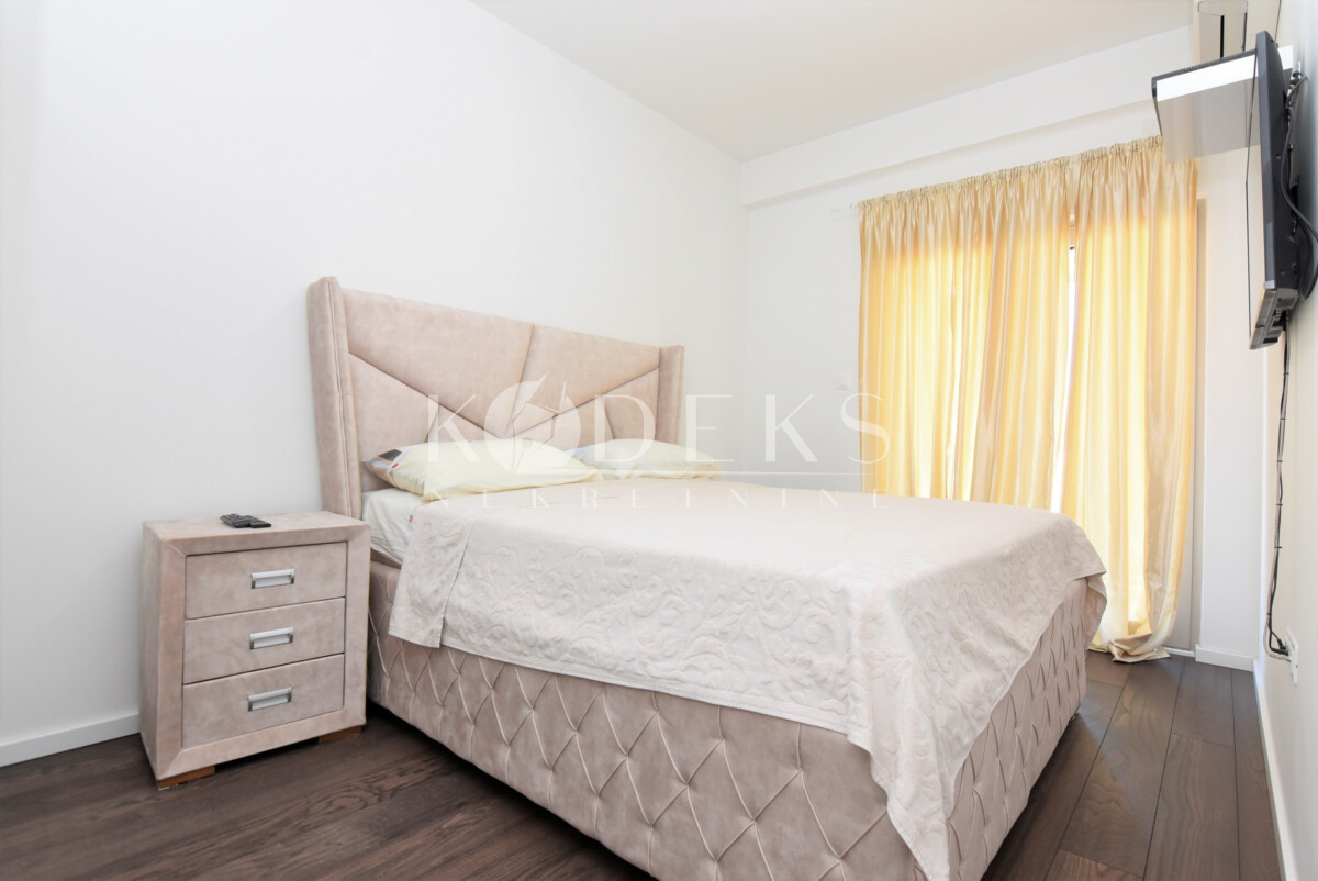 Jednosoban stan izdavanje vezir vezirov most momisici preko morace one bedroom apartment for rent podgorica-4