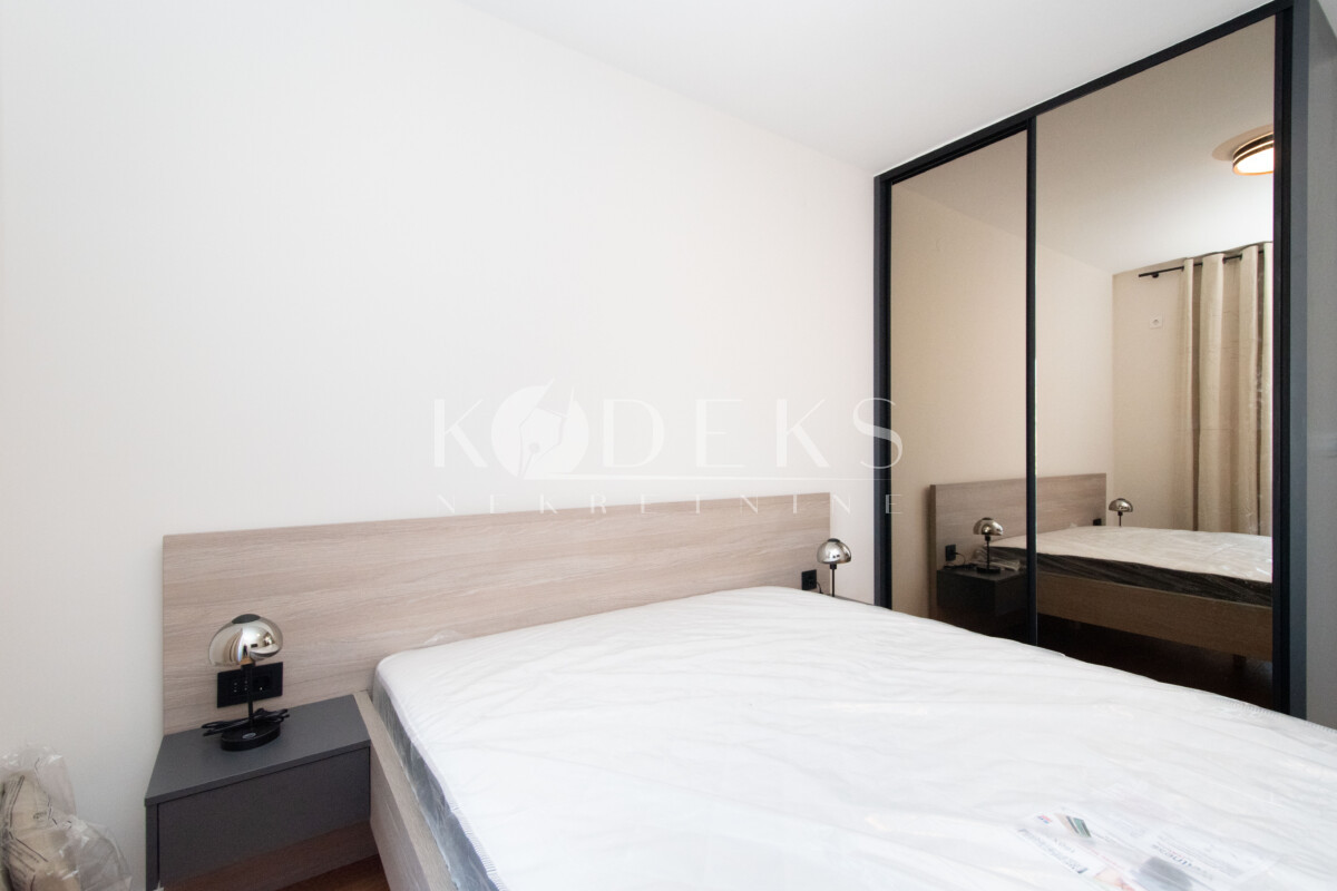 jednosoban stan izdavanje one bedroom apartment for rent podgorica central point bigfashion-5
