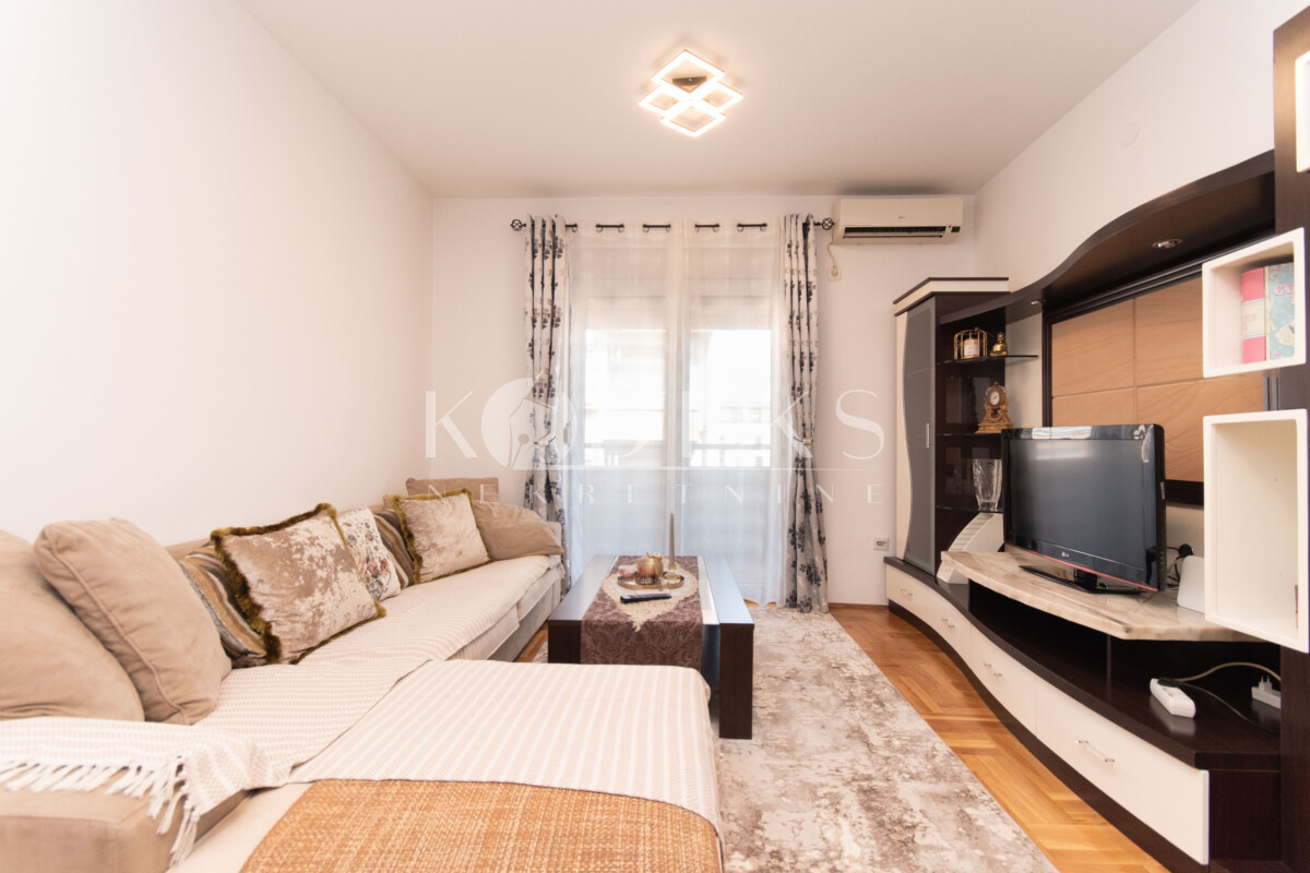 dvosoban stan izdavanje big fashion two bedroom apartment for rent podgorica krivi most-10
