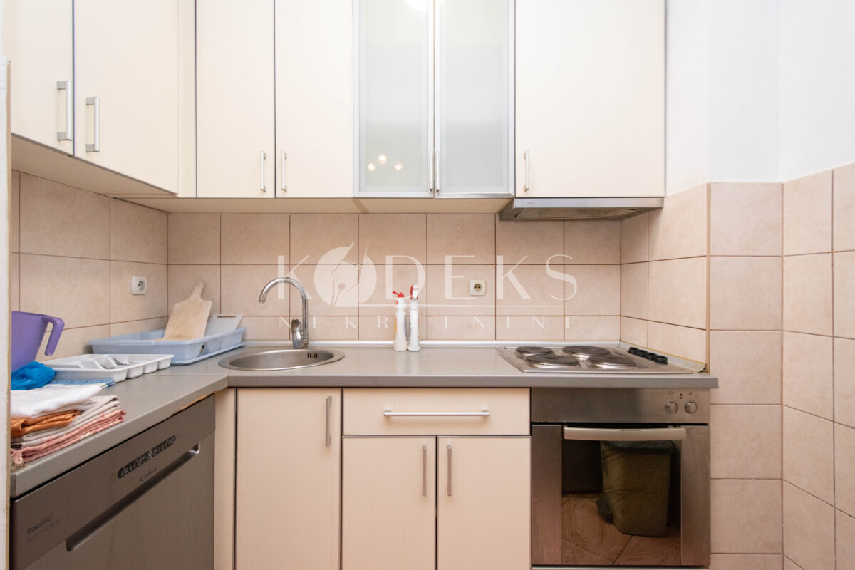 dvosoban stan izdavanje two bedroom apartment for rent podgorica blok 9 6 5-3