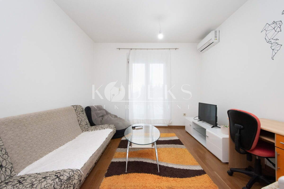 jednosoban stan izdavanje zabjelo juzna kapija grada one bedroom apartment for rent-1