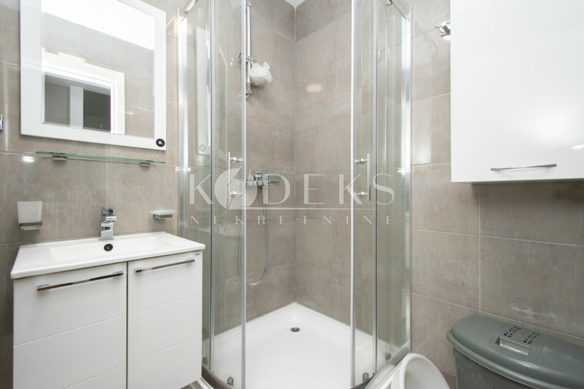 jednosoban stan izdavanje zabjelo juzna kapija grada one bedroom apartment for rent-7