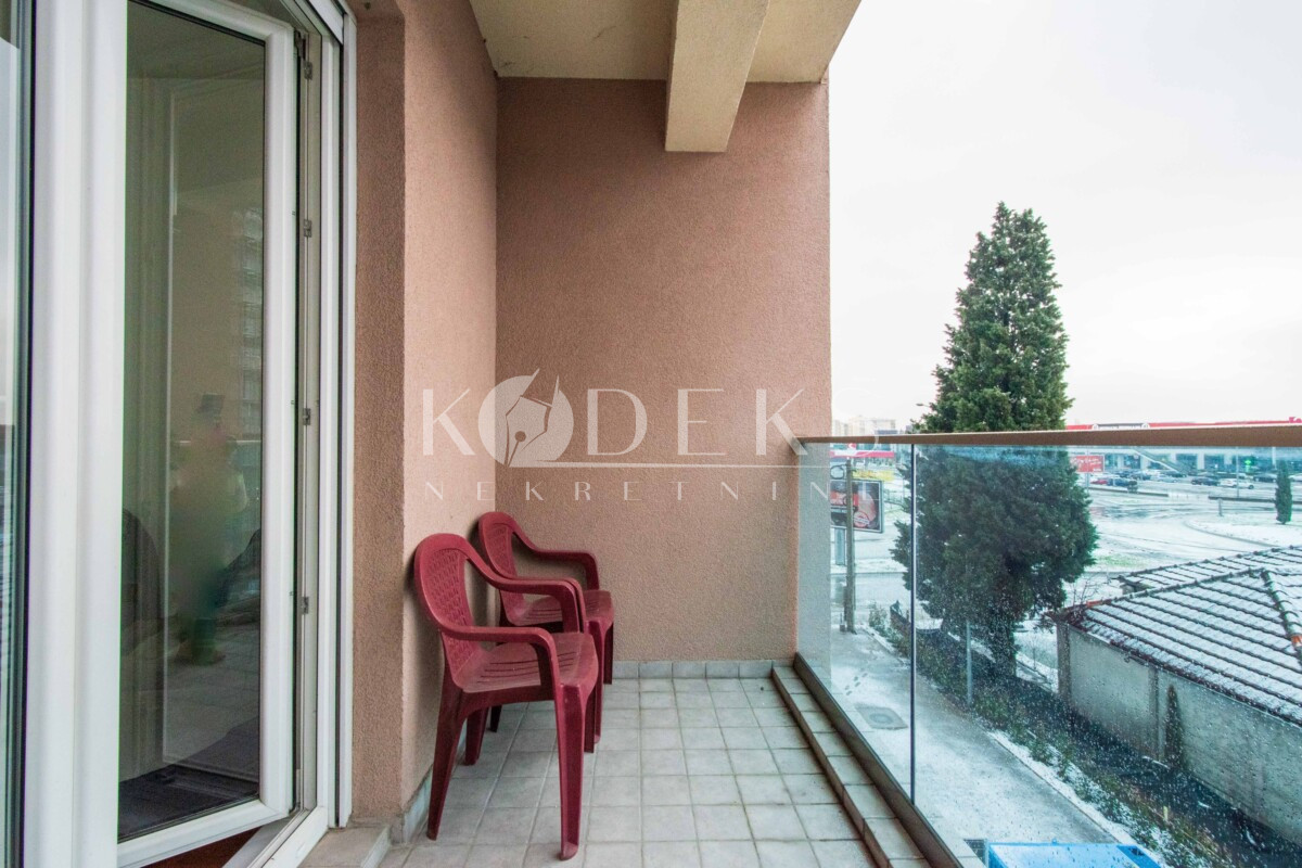 jednosoban stan izdavanje zabjelo juzna kapija grada one bedroom apartment for rent-9