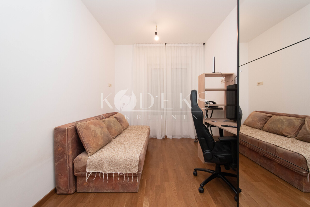 trosoban stan izdavanje three bedroom apartment for rent zabjelo juzna kapija grada-7