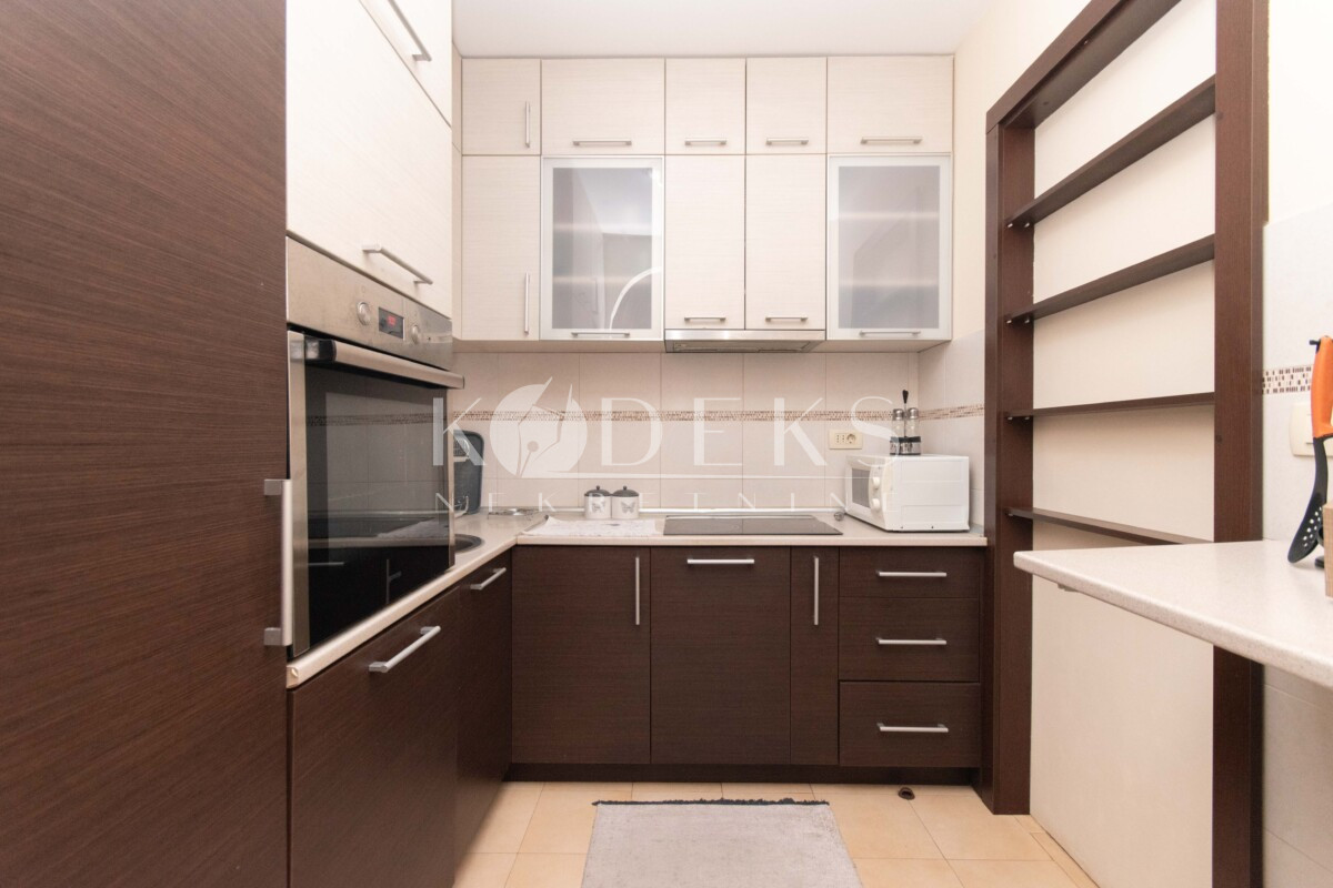 dvosoban stan izdavanje stari aerodrom two bedroom apartment for rent podgorica sicilija tc forum avda medjedovica pera cetkovica-1