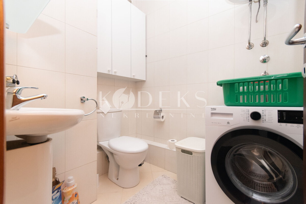 dvosoban stan izdavanje stari aerodrom two bedroom apartment for rent podgorica sicilija tc forum avda medjedovica pera cetkovica-8