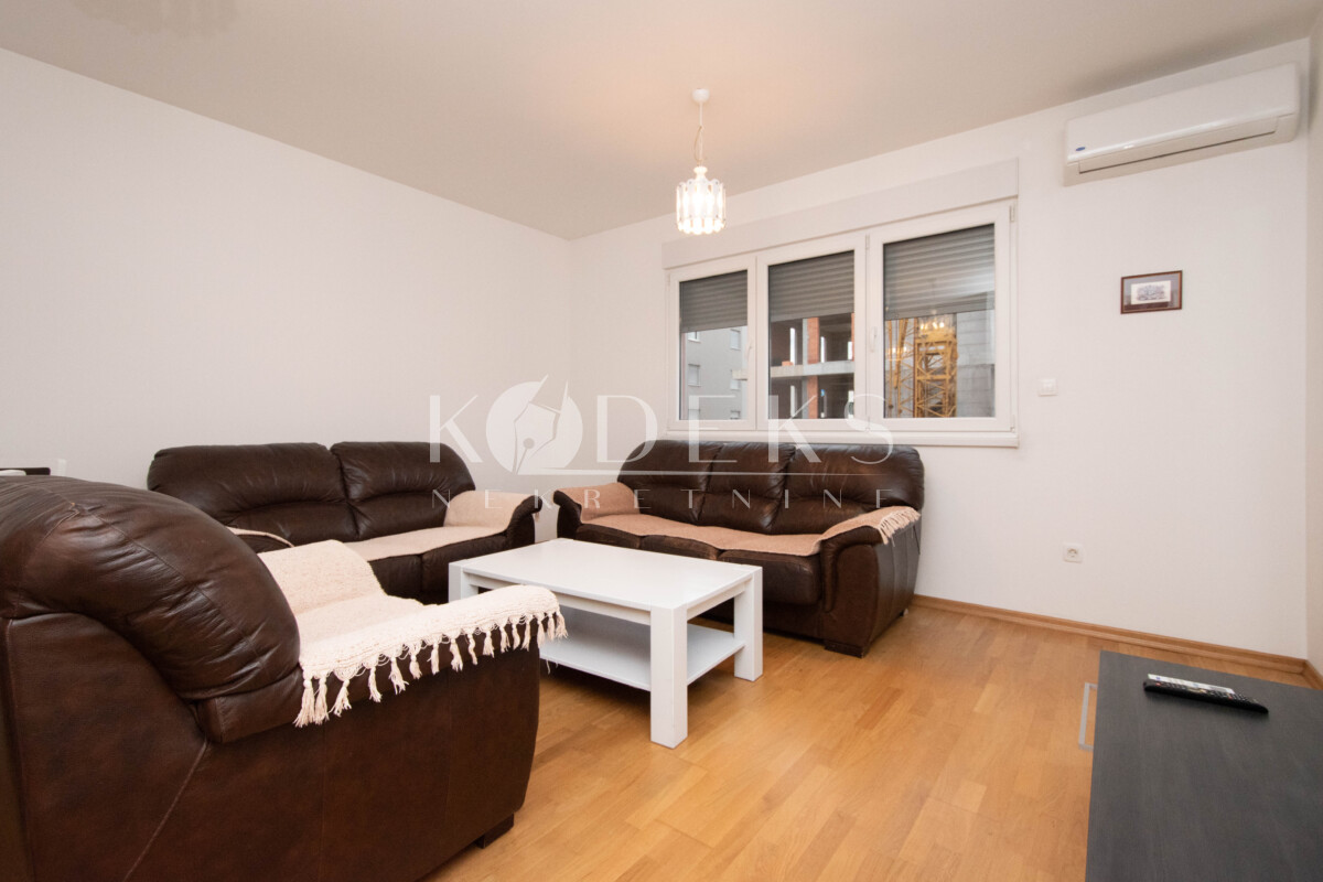 dvosoban stan izdavanje two bedroom apartment for rent dalmatinska nova slovacka blok 6 9 5-1