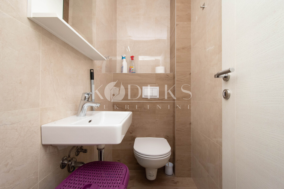 dvosoban stan izdavanje two bedroom apartment for rent dalmatinska nova slovacka blok 6 9 5-10
