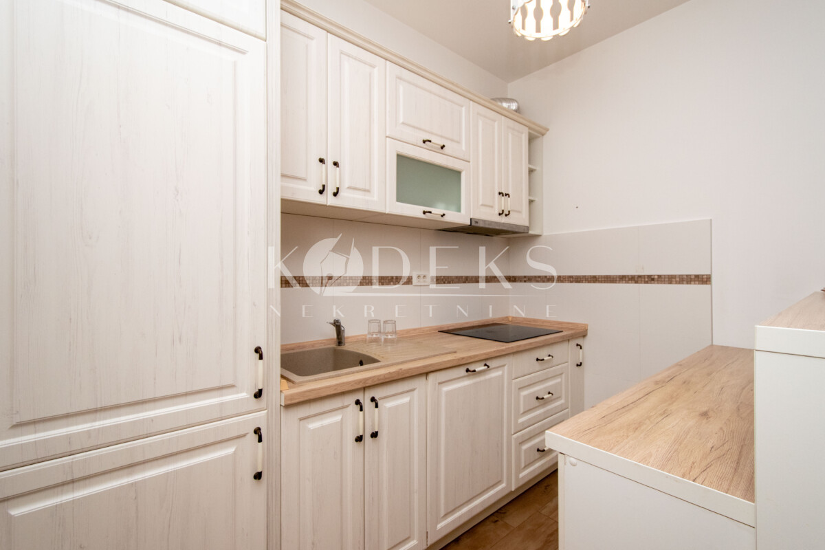 dvosoban stan izdavanje two bedroom apartment for rent dalmatinska nova slovacka blok 6 9 5-4