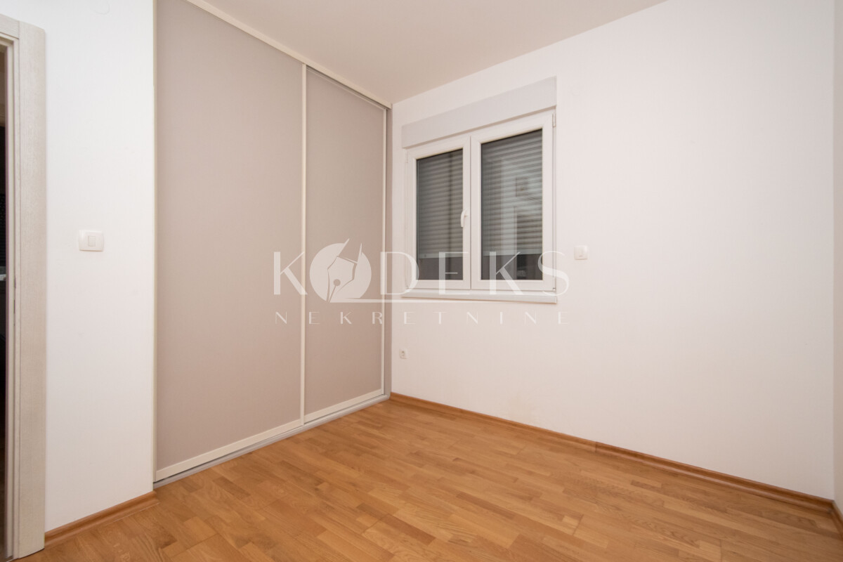 dvosoban stan izdavanje two bedroom apartment for rent dalmatinska nova slovacka blok 6 9 5-7