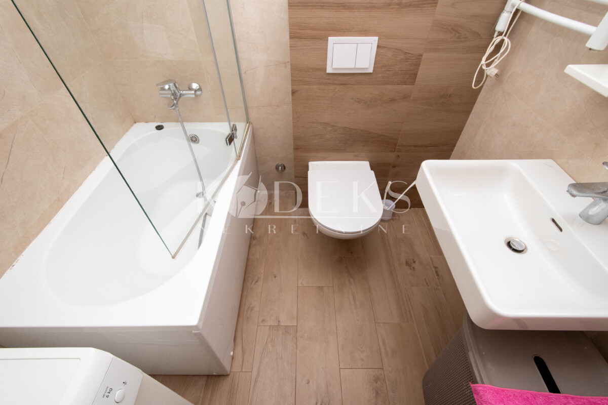 dvosoban stan izdavanje two bedroom apartment for rent dalmatinska nova slovacka blok 6 9 5-8