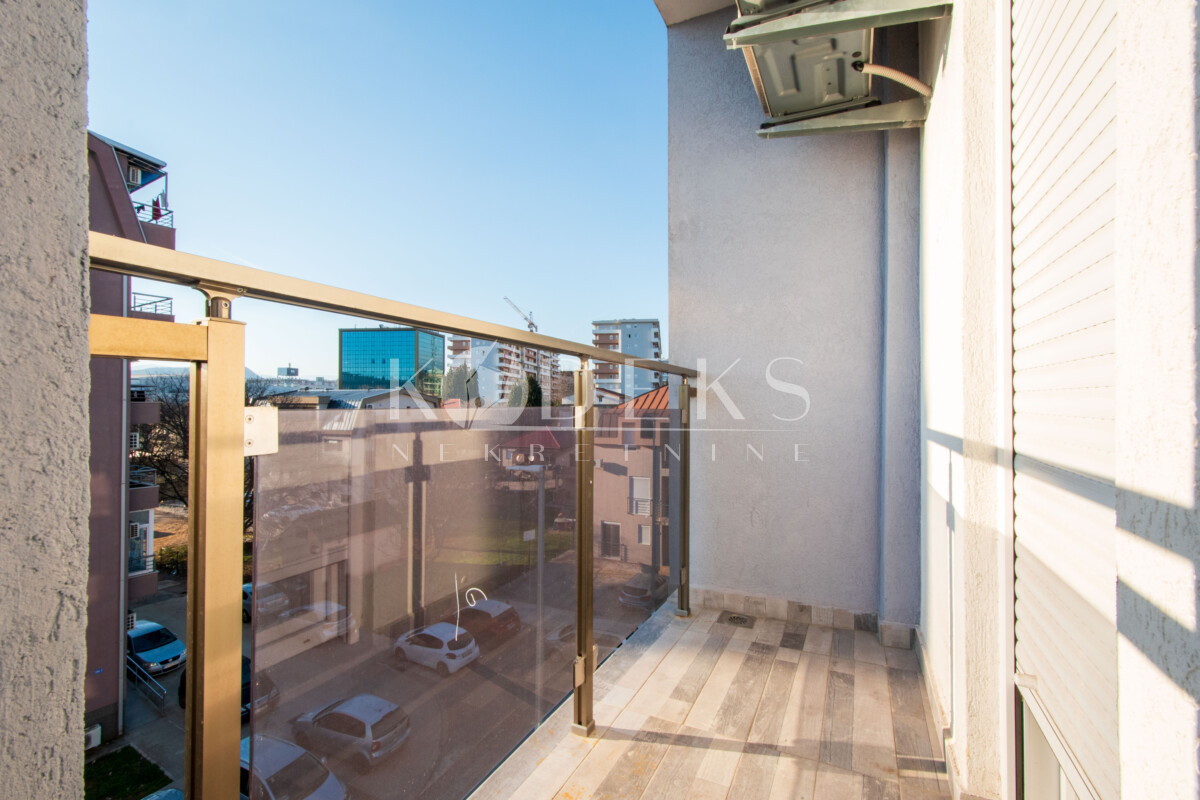 dvosoban stan izdavanje two bedroom apartment for rent podgorica central point big fashion-13