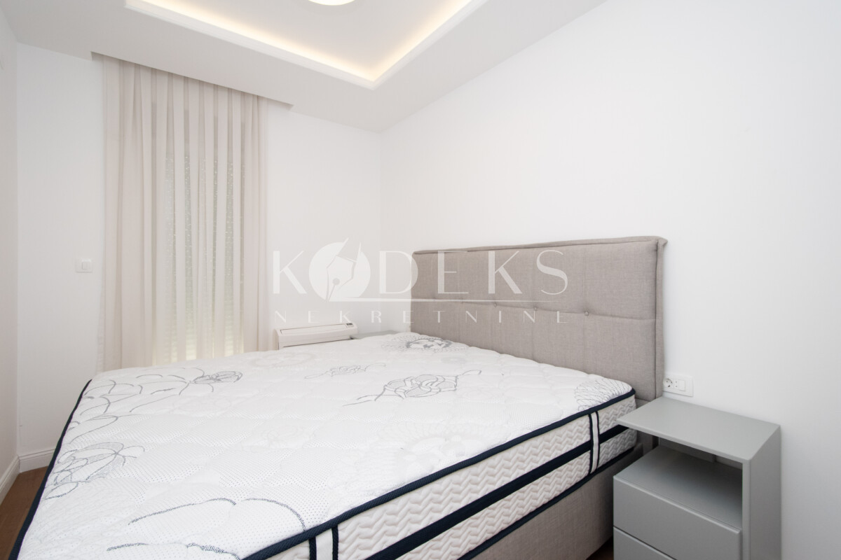 dvosoban stan izdavanje two bedroom apartment for rent podgorica central point big fashion-5