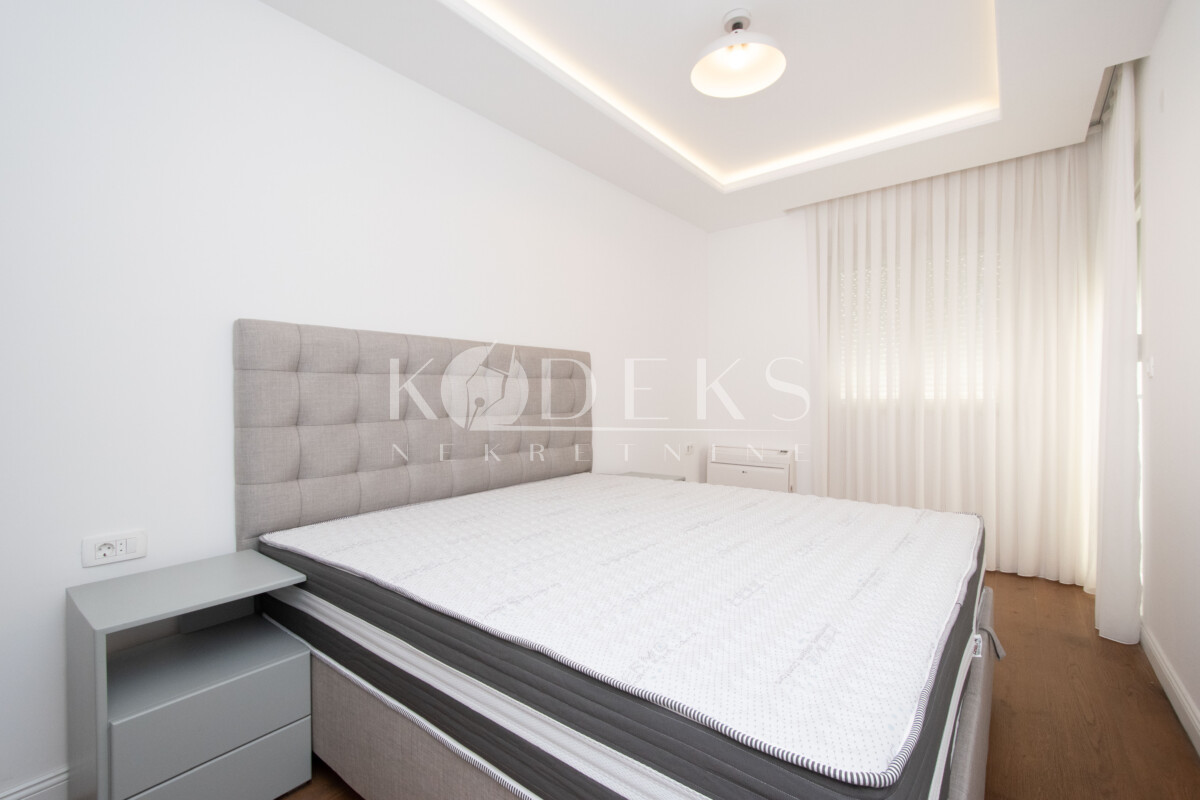 dvosoban stan izdavanje two bedroom apartment for rent podgorica central point big fashion-7