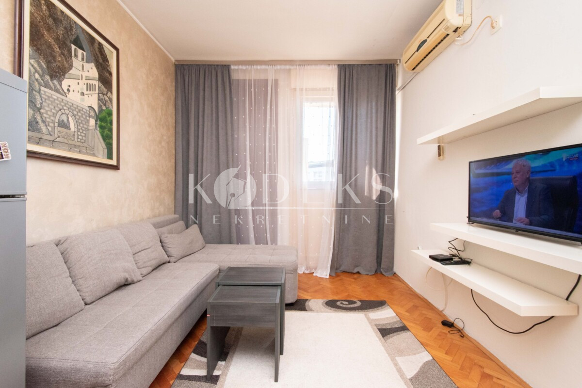 jednosoban stan izdavanje one bedroom apartment for rent podgorica stari aerodrom-1