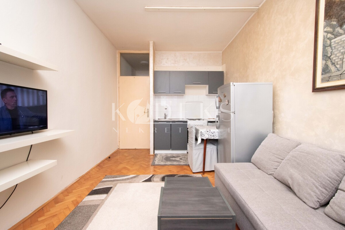 jednosoban stan izdavanje one bedroom apartment for rent podgorica stari aerodrom-2