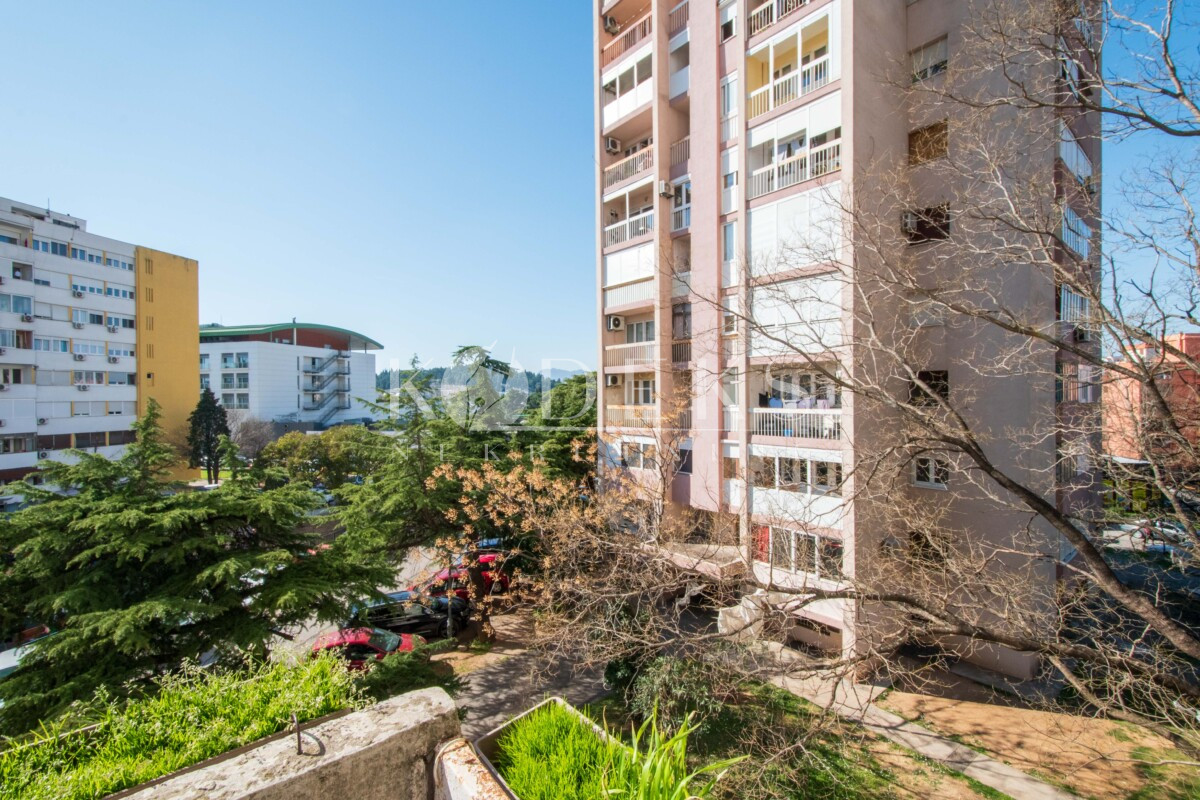 jednosoban stan izdavanje one bedroom apartment for rent podgorica stari aerodrom-6