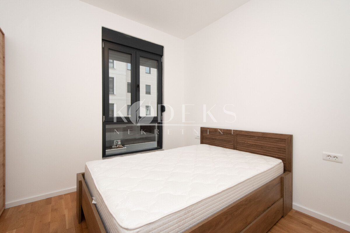 jednosoban stan izdavanje tolosi posh residence one bedroom apartment for rent-4