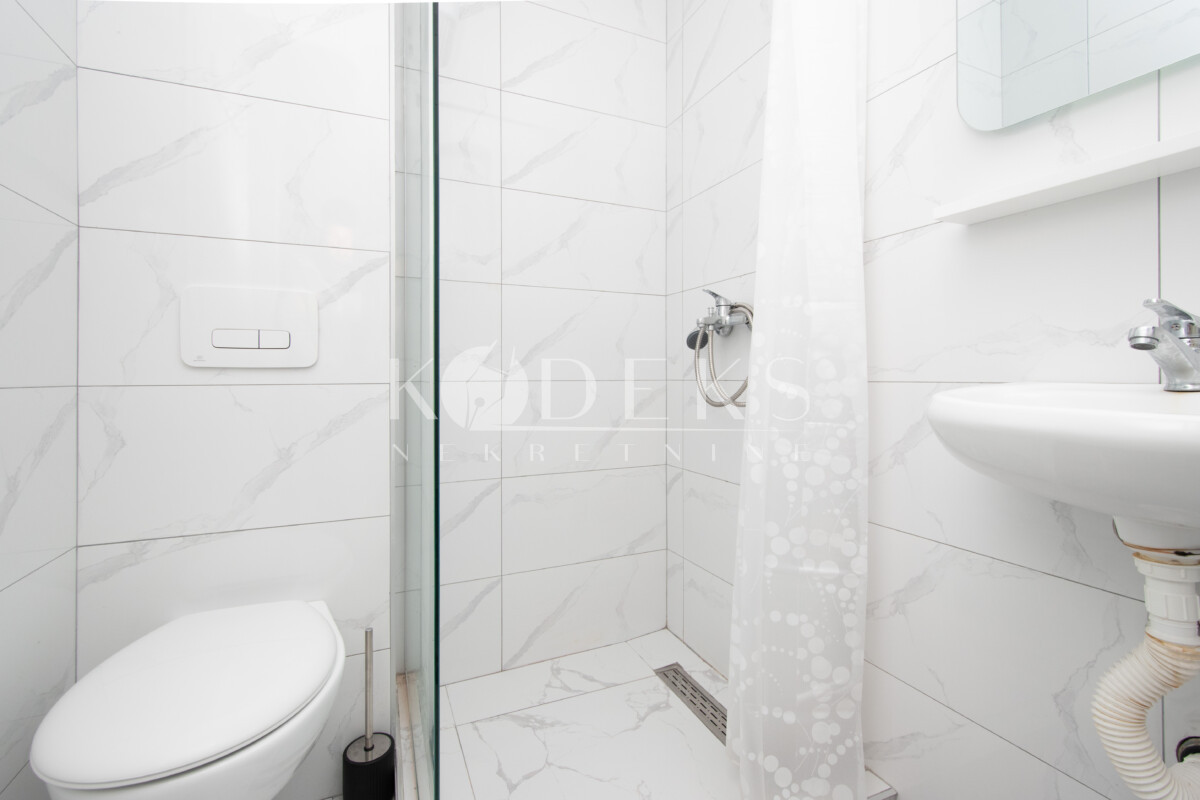 jednosoban stan izdavanje zagorič branko božović škola one bedroom apartment for rent podgorica-8