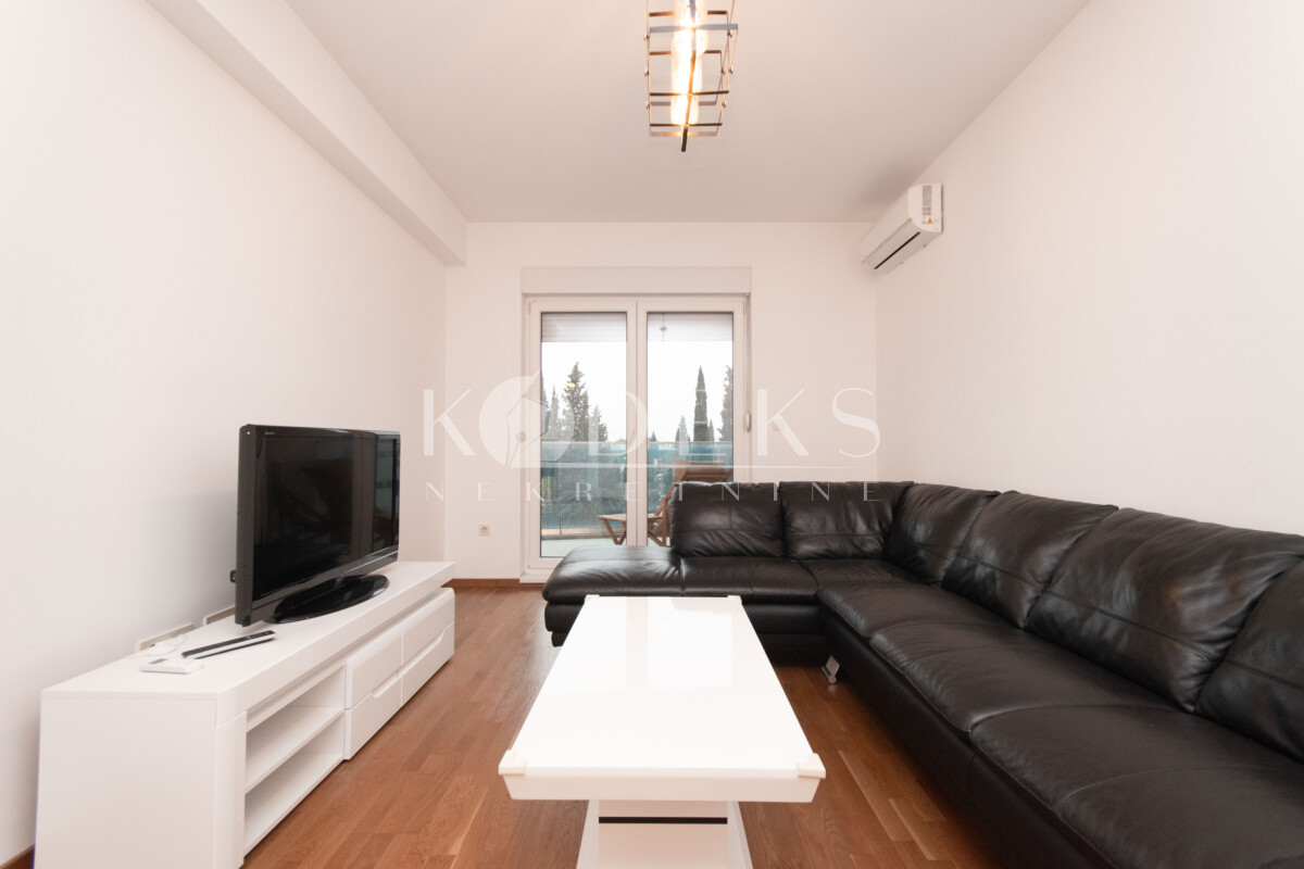 trosoban stan izdavanje three bedroom apartment for rent podgorica two dvosoban juzna kapija grada osmanagic nas diskont lakovic-2