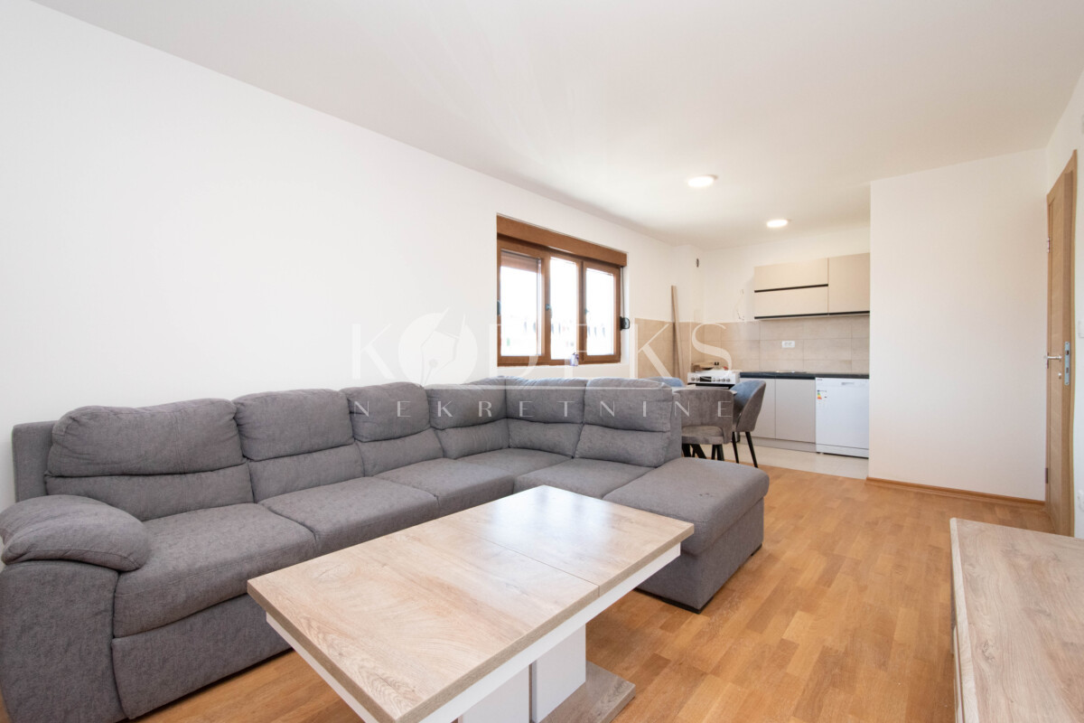 dvosoban stan izdavanje two bedroom apartment for rent podgorica stari aerodrom konik lakovic -3