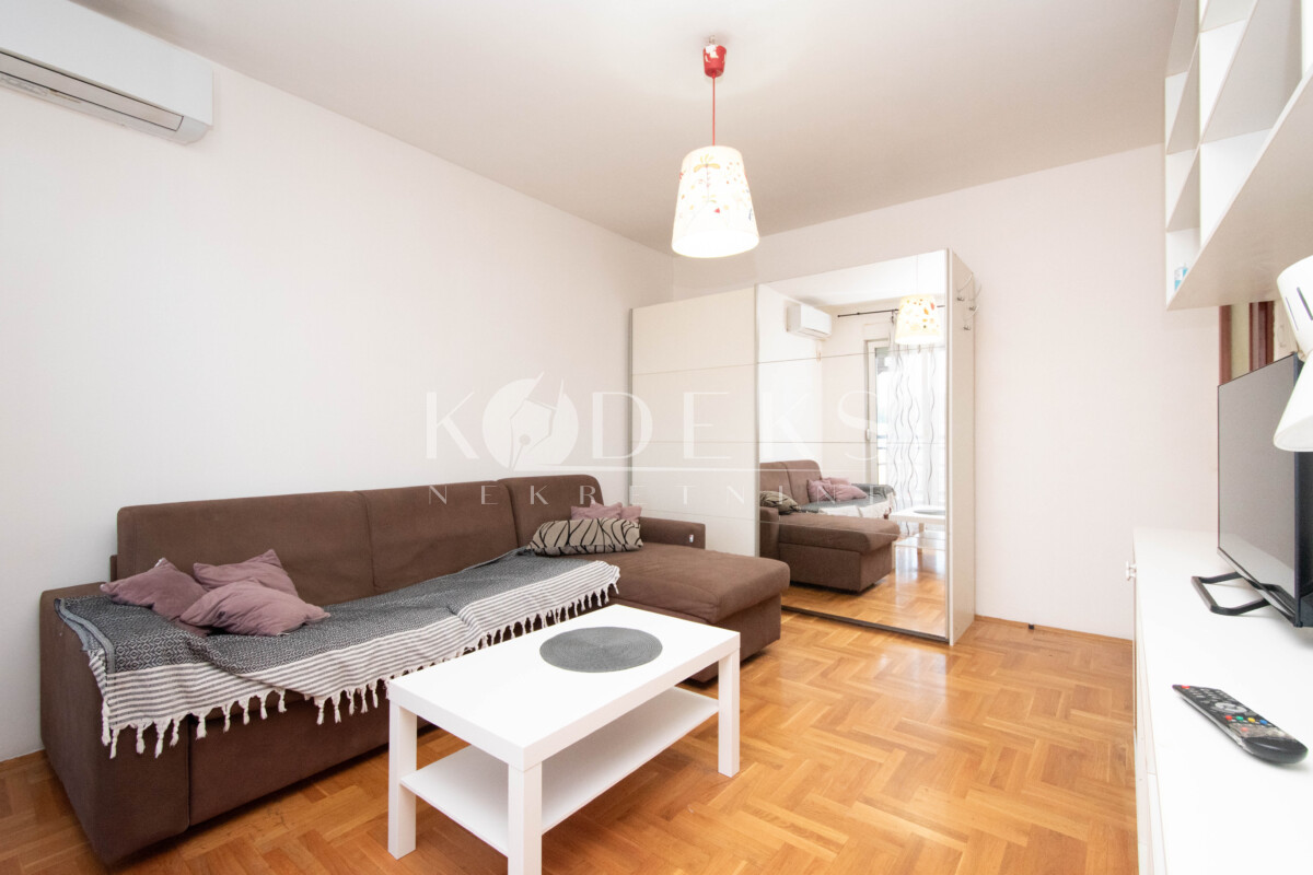 garsonjera izdavanje zabjelo zabjelska vektra studio apartment for rent podgorica ljubovic-2