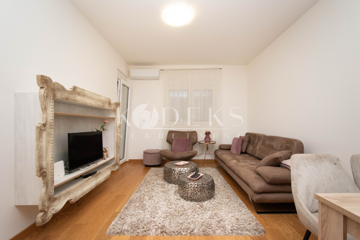 jednosoban stan izdavanje one bedroom apartment for rent podgorica new city kvart big fashion-1