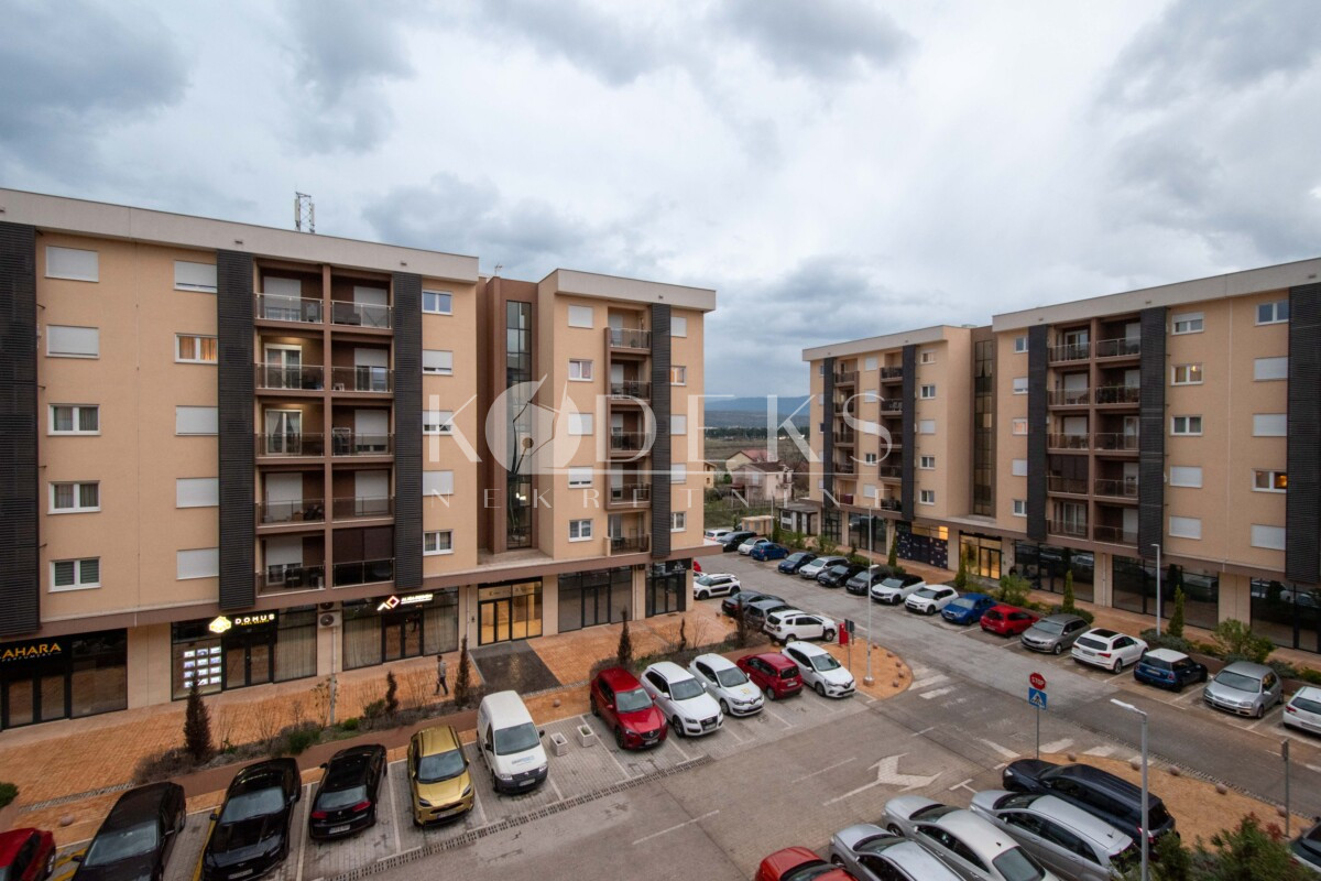 jednosoban stan izdavanje one bedroom apartment for rent podgorica new city kvart big fashion-11