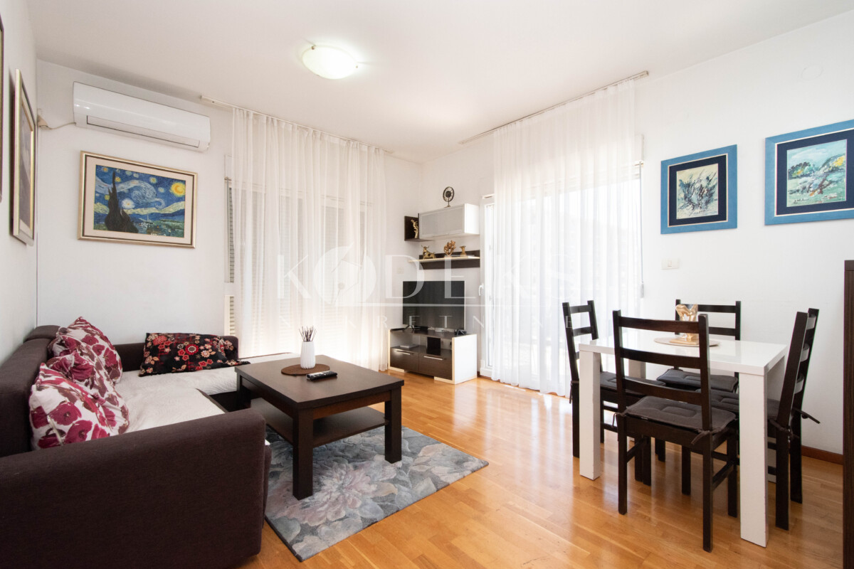 dvosoban stan izdavanje two bedroom apartment for rent podgorica city kvart central point new master-1