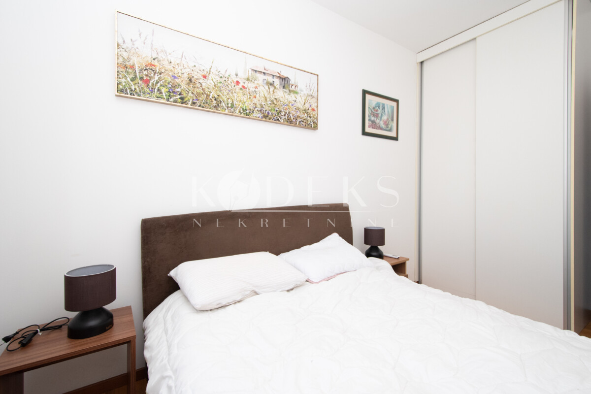 dvosoban stan izdavanje two bedroom apartment for rent podgorica city kvart central point new master-8