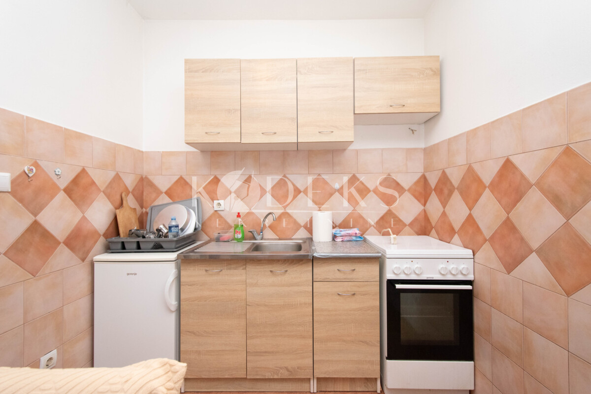 jednosoban stan izdavanje one bedroom apartment for rent podgorica stari aerodrom-3