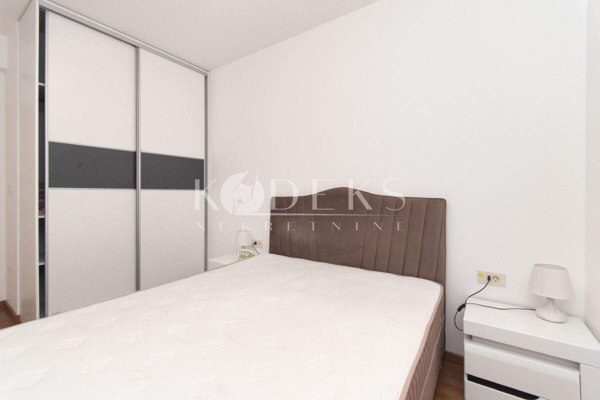 trosoban stan izdavanje three bedroom apartment for rent podgorica two dvosoban juzna kapija grada osmanagic nas diskont lakovic-10