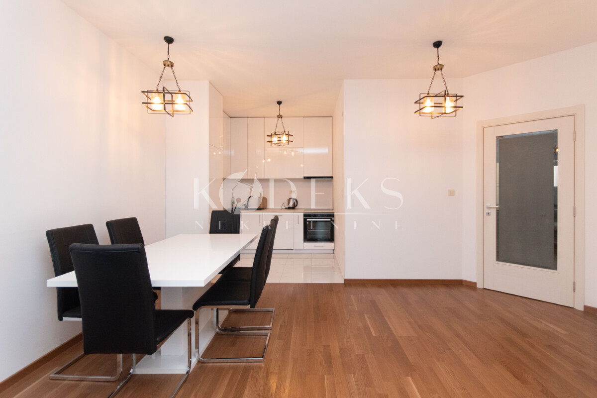 trosoban stan izdavanje three bedroom apartment for rent podgorica two dvosoban juzna kapija grada osmanagic nas diskont lakovic-5