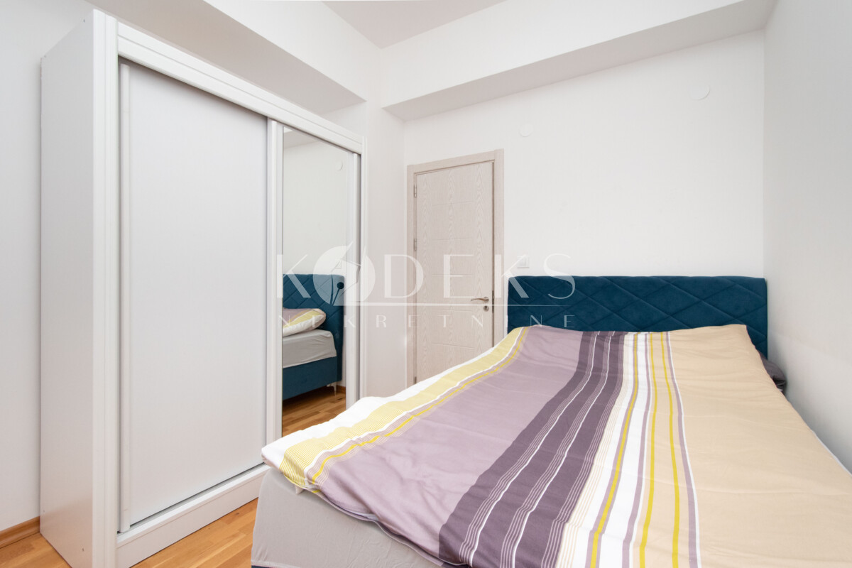 trosoban stan izdavanje zabjelo ljubovic three bedroom apartment for rent -8