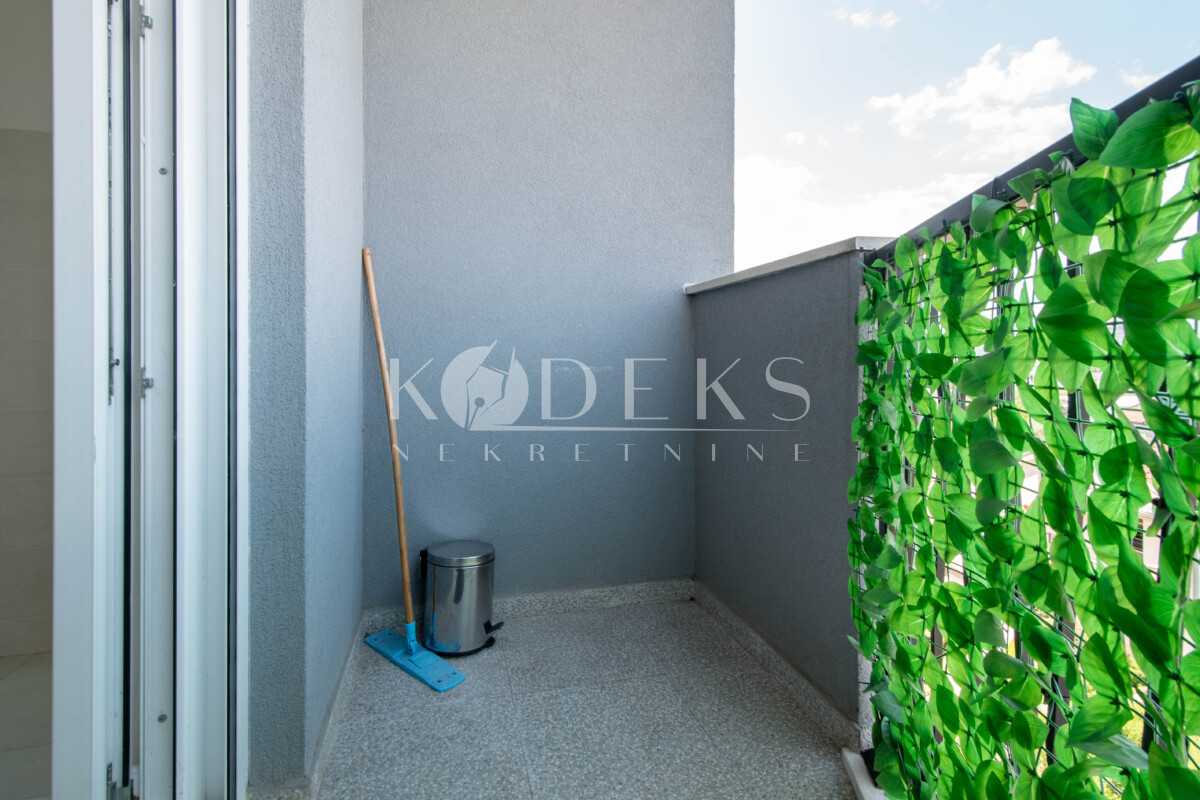 izdaje se garsonjera zabjelo studio apartment for rent podgorica multikom-1-2