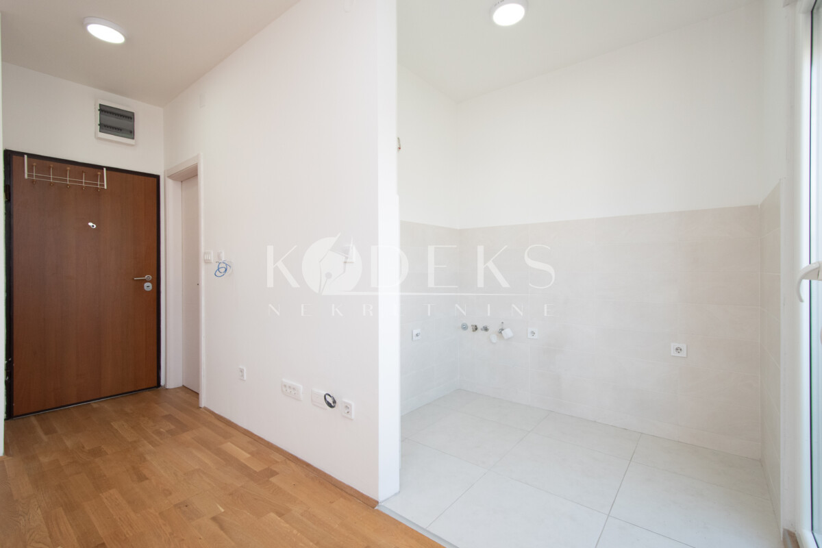 izdaje se garsonjera zabjelo studio apartment for rent podgorica multikom-5