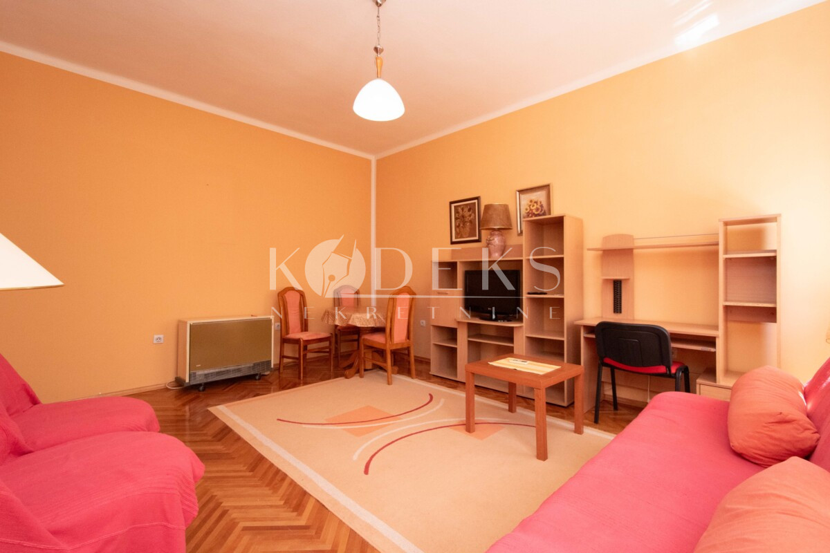 jednosoban stan izdavanje centar njegoseva one bedroom apartment for rent podgorica-2