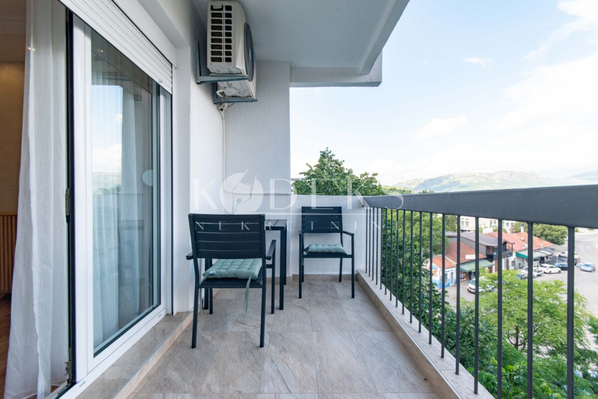 dvosoban stan izdavanje centar nikic two bedroom apartment for rent city center podgorica long term montenegro (16)