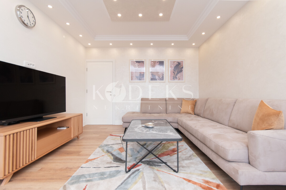 dvosoban stan izdavanje centar nikic two bedroom apartment for rent city center podgorica long term montenegro (2)