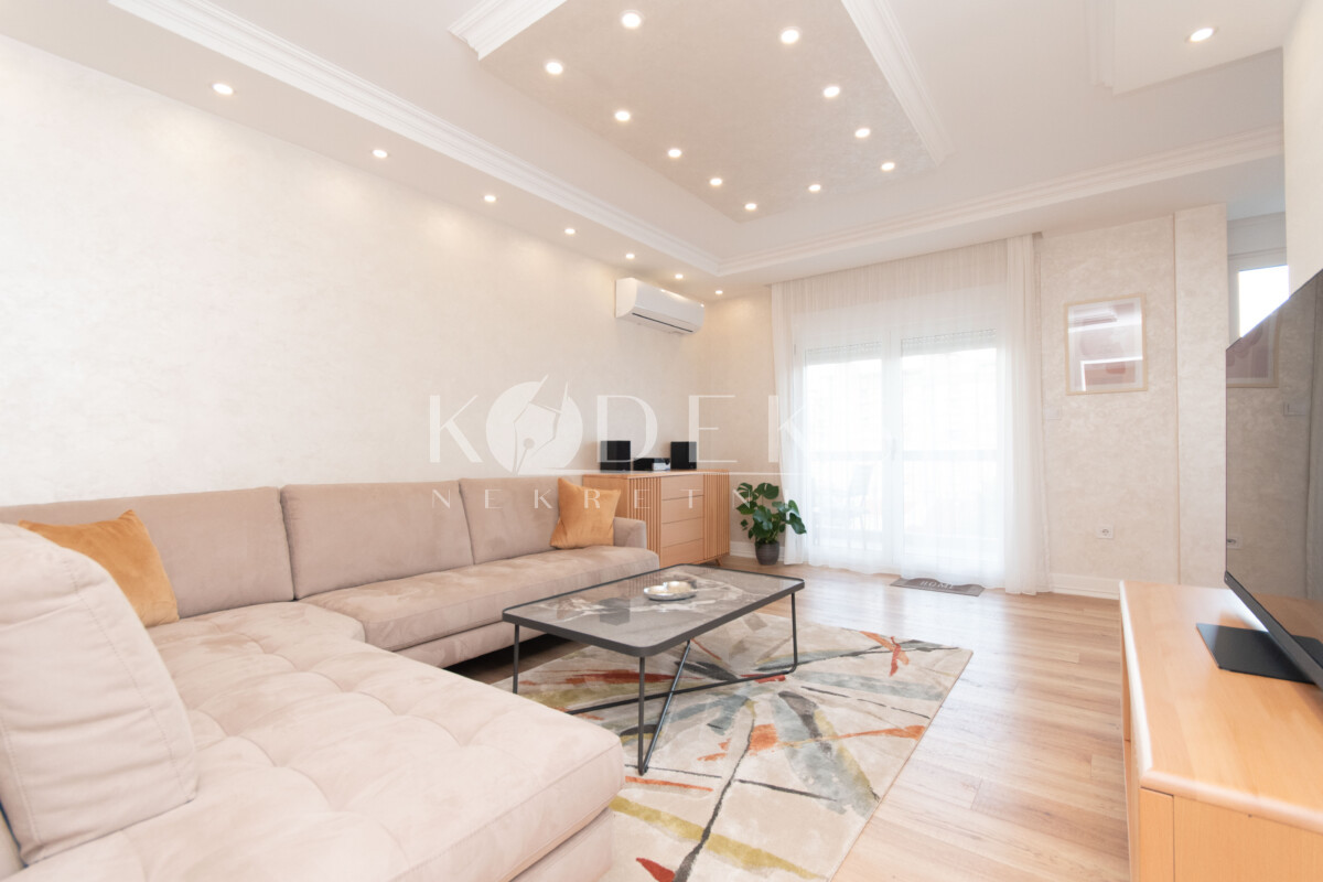 dvosoban stan izdavanje centar nikic two bedroom apartment for rent city center podgorica long term montenegro (4)