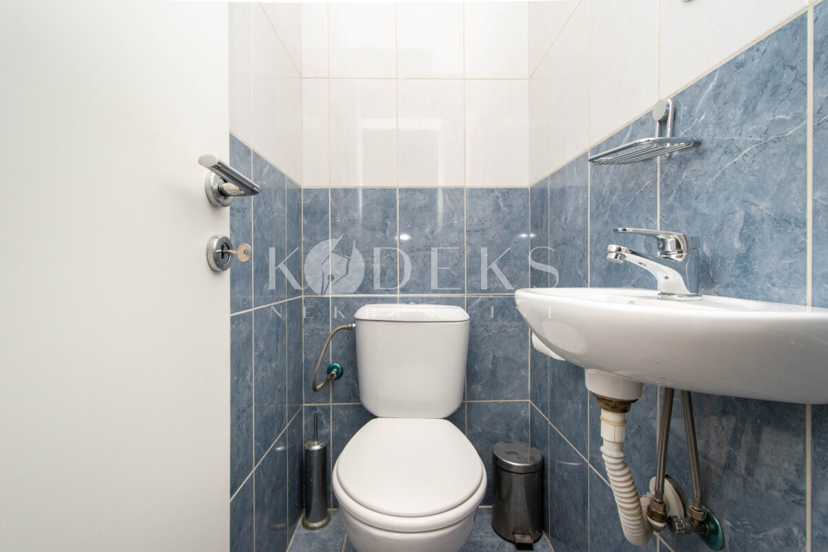 dvosoban stan izdavanje two bedroom apartment for rent blok 6 9 5 dalmatinska slovacka hulk teretana-11