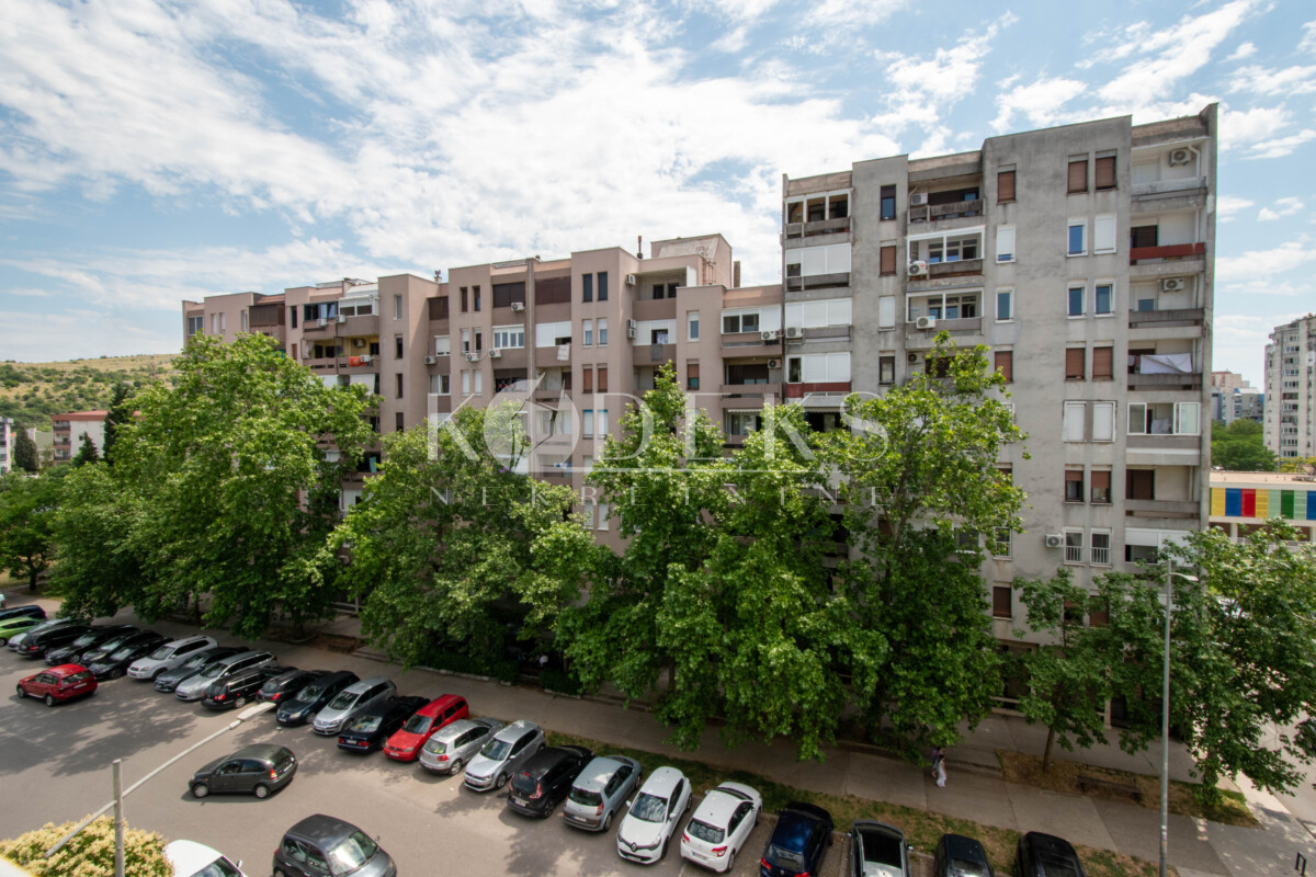 dvosoban stan izdavanje two bedroom apartment for rent blok 6 9 5 dalmatinska slovacka hulk teretana-13